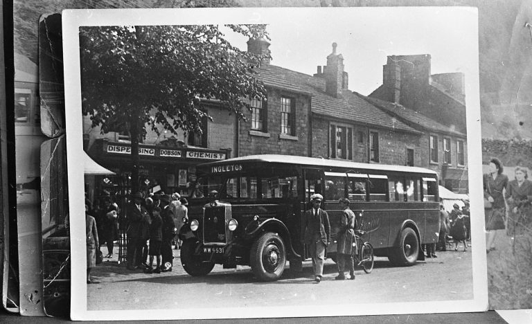 WW9531 Leyland Tiger 7 – 1929 Wider View of AHC009/006/002