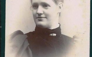Photograph of Elizabeth Metcalfe of Kirkby Malham