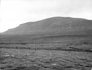 Photograph of Halton Gill Side of Penyghent