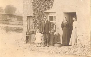 Photograph of Riverside Cottage, New Inn, Horton