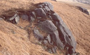 Halton High Crag: sandstone showing current bedding i