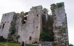 Rear of Barden Tower i